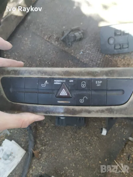 Панел климатик Mercedes E320, снимка 1