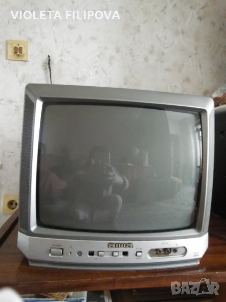 Продавам малък телевизор, снимка 1