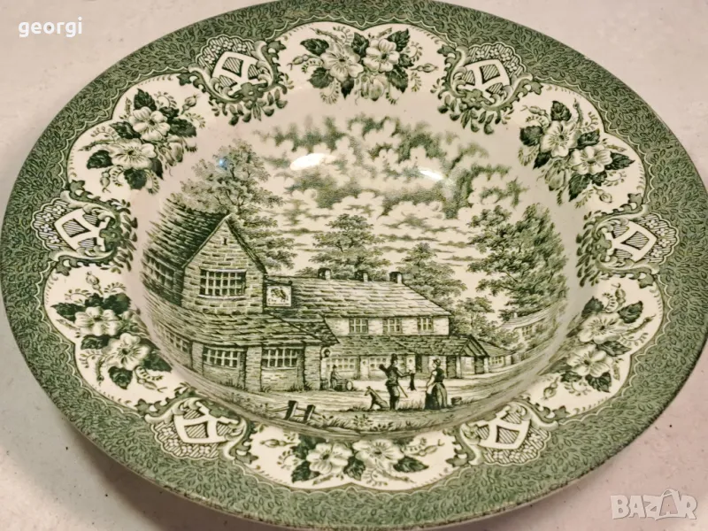 английска порцеланова чиния зелен порцелан 19/5, снимка 1