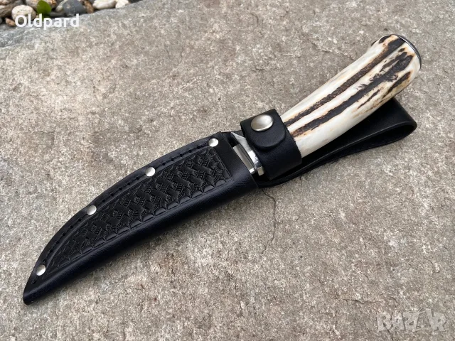 Красив ловен нож Boker с дръжка от еленски рог. (005), снимка 3 - Ножове - 56223286