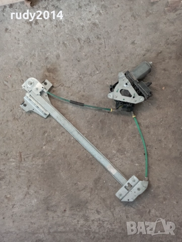 Стъклоповдигач от Пежо 807