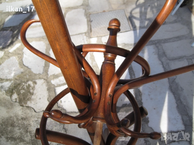 Виенска закачалка Дървена Ретро Варен Бук в добро състояние, снимка 4 - Закачалки - 52423025