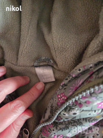 Зимно якенце за момиче, снимка 3 - Детски якета и елеци - 53227327