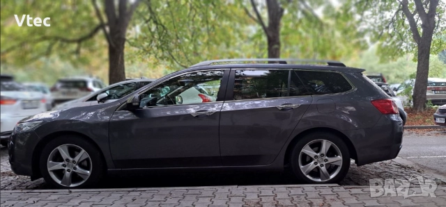 Honda Accord Tourer 2.0 I-VTEC, Lifestyle Facelift, снимка 3 - Автомобили и джипове - 52919000