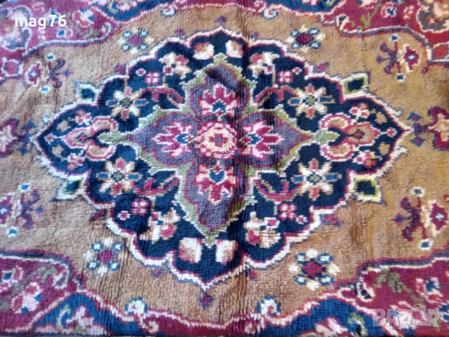 Китеник 100% вълна Троян, снимка 5 - Покривки за легло - 51310277