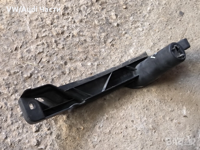 Водач държач предна броня за Голф 5 Volkswagen Golf 5 1K0807890A / 1K0 807 890 A, снимка 2 - Части - 51733112