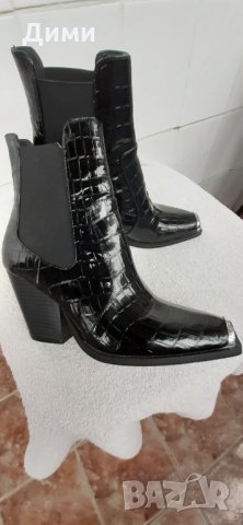 Маркови боти, снимка 3 - Дамски боти - 31183413