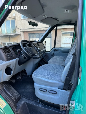 Ford Transit 2.4TDI 6м клима, снимка 9 - Бусове и автобуси - 52142148