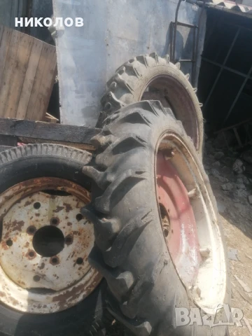 Гуми с джанти за владимирец сеялка , снимка 2 - Селскостопанска техника - 51298895