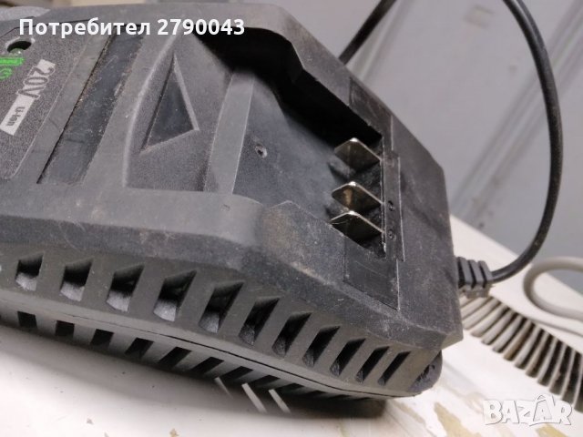 Зарядно за винтоверт , снимка 3 - Винтоверти - 34438822
