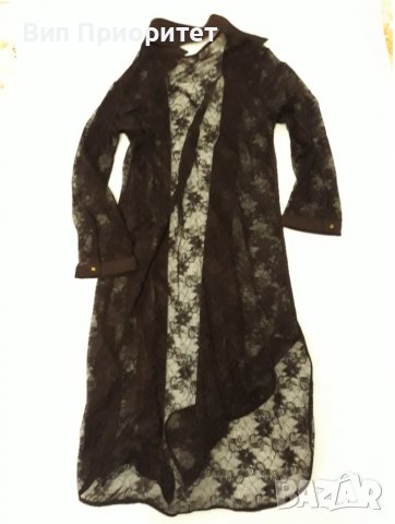 Много луксозна копринена горница в черно, марка KIKI RIKI  с конусовидни ефектни копчета, снимка 2 - Туники - 37446306