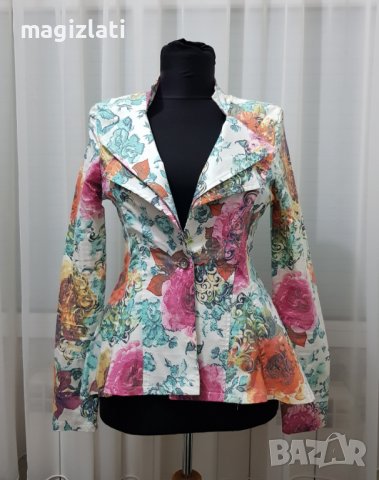 Дамско сако размер М-Л, снимка 4 - Костюми - 40365218