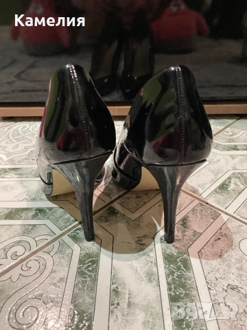 Обувки, снимка 4 - Дамски обувки на ток - 52393716