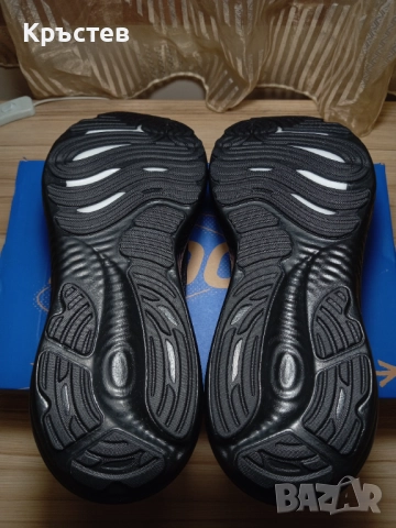 Мъжки маратонтки Brooks Glycerin 22 Wide в рамер 45  (29.5см / 2E) , снимка 2 - Спортни обувки - 52908938