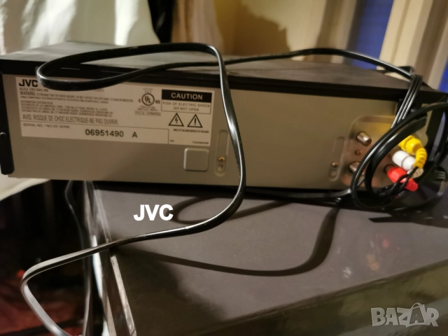 JVC HR-A592U VHS плейър видео с касети, снимка 5 - Плейъри, домашно кино, прожектори - 51714328