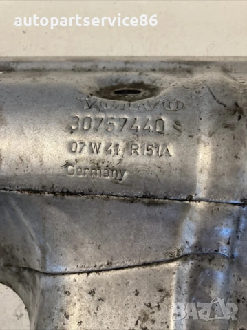 Топлинен щит за колектор за Volvo S80 2400CC 185HP (2009) 30757440, D5244T, снимка 2 - Части - 54021366