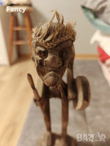 Дървена статуетка на африкански войн, снимка 4 - Антикварни и старинни предмети - 53120337