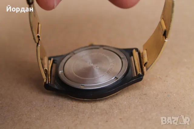 СССР мъжки ръчен кварцов часовник ''Чайка'', снимка 7 - Мъжки - 49849271