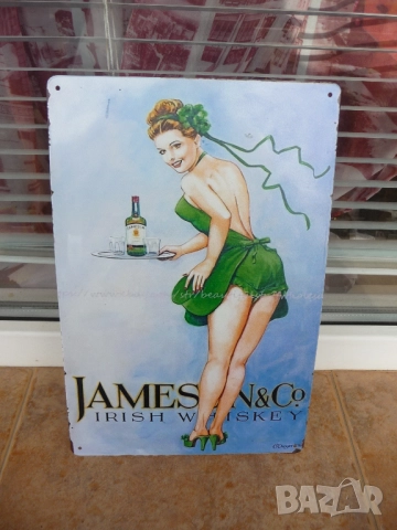 Метална табела алкохол Jameson Irish Whiskey Джеймисън уиски ирландско момиче сервира секси бутилка 