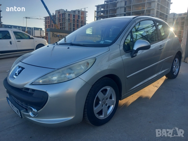 Продавам Пежо 207 1.4 бензин-газ