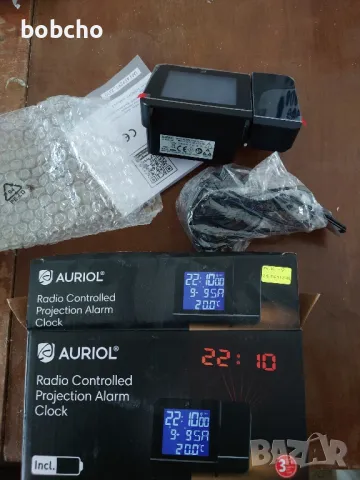 Радиопроекционен часовник с термометър, снимка 2 - Стенни часовници - 49756531