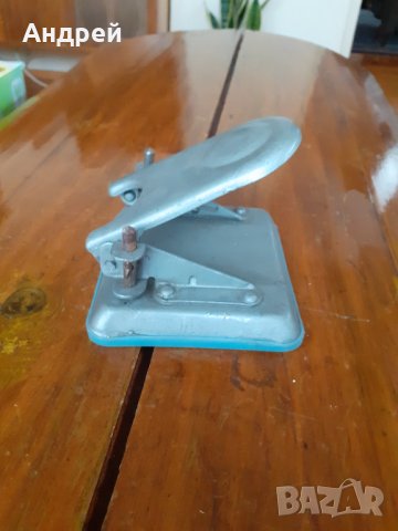 Стар перфоратор #2, снимка 2 - Колекции - 31211545