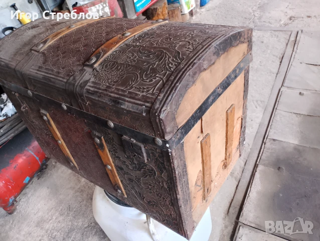 Старинен сандьк, снимка 7 - Антикварни и старинни предмети - 51094117