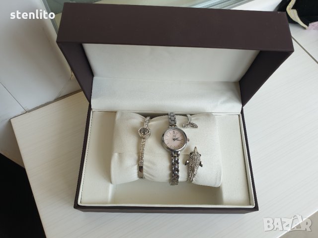 Подаръчен комплект часовник с 2 гривни, снимка 6 - Дамски - 29254723