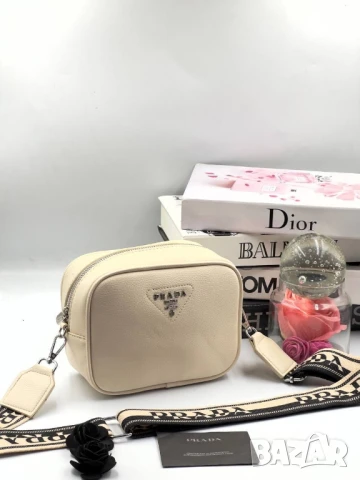 чанти prada , снимка 2 - Чанти - 50996546