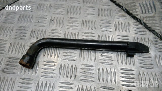 Ключ за гуми Ford Mondeo 2.0TDDi 2001г.