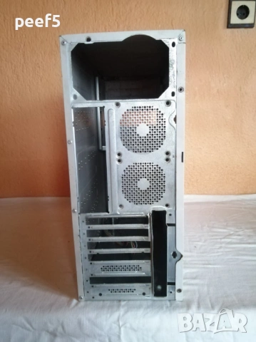 Ретро компютърна кутия, снимка 3 - Захранвания и кутии - 54044124