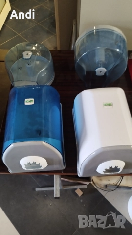 Диспенсъри за течен сапун , тоалетна хартия , кърпи за ръце и кухненски рола, снимка 10 - Други стоки за дома - 52567697