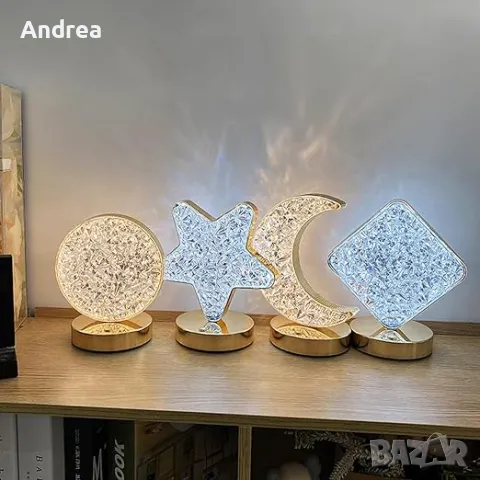 Tри цветна ,сензорна LED декоративна настолна лампа