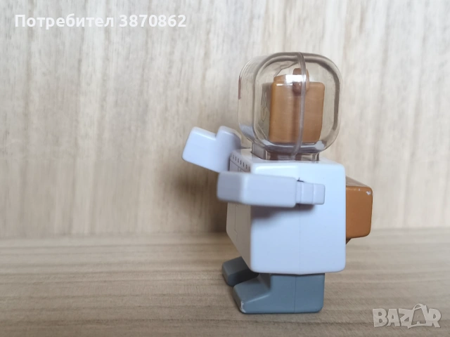 (Колекционерска фигурка на Спондж Боб) Burger King 2009 SPONGEBOB SANDY CHEEKS, снимка 3 - Колекции - 53174779