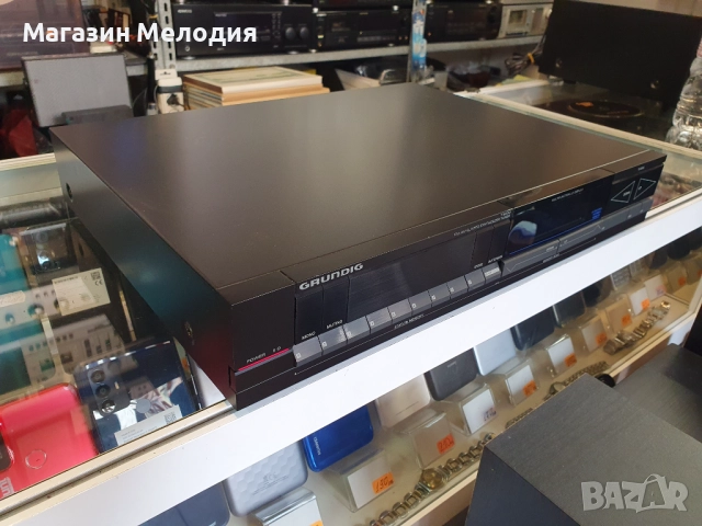 Тунер GRUNDIG T 8200 В перфектно техническо и много добро визуално състояние., снимка 6 - Декове - 51178875