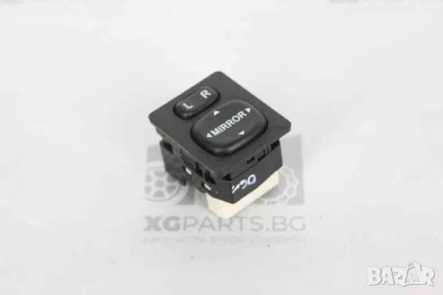  Бутон ел. огледала за Toyota Corolla Verso (2003-2007)