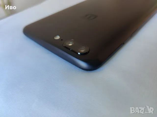 OnePlus 5 64GB/6GB перфектен с Android 13 (LineageOS 20), две симкарти, снимка 6 - Телефони с две сим карти - 50356364