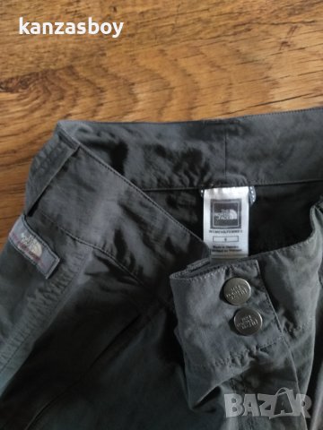 the north face - страхотни дамски панталони, снимка 2 - Къси панталони и бермуди - 36939176