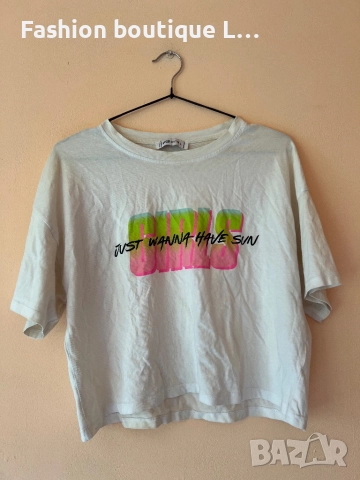 Бяла памучна тениска L размер с надпис Girls just wanna have fun 🤍🩷💚