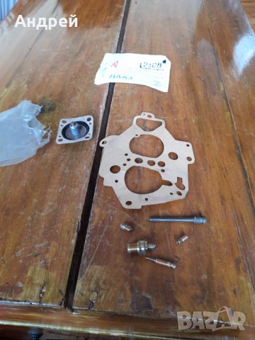 Стар ремонтен комплект карбуратор Москвич, снимка 2 - Други ценни предмети - 35336777