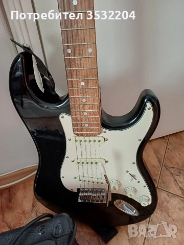 Електрическа китара и усилвател , снимка 3 - Китари - 52904603