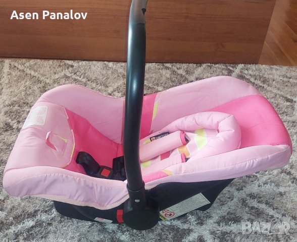Детско сточе кпшница за кола Bertoni-розово, снимка 2 - Столчета за кола и колело - 44254715