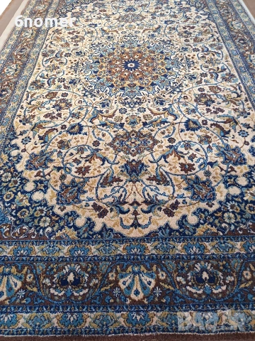 Килим тип персийски