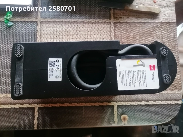 Продавам оригинален компресор за помпане на гуми с кука за теглене за Фиат , снимка 3 - Аксесоари и консумативи - 51693884