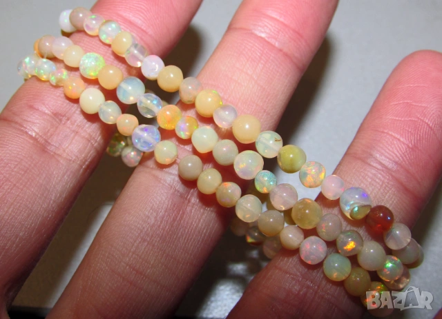 Гривни и гердани от натурален етиопски опал, подходящи за подарък, снимка 5 - Гривни - 53889497
