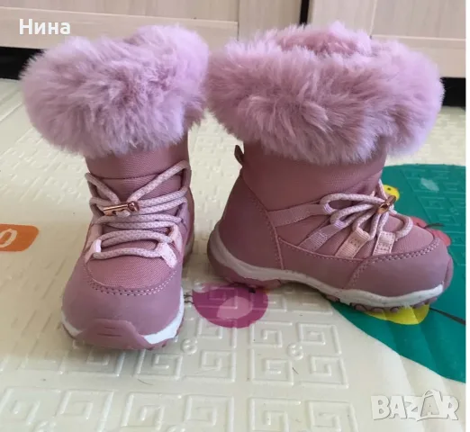 Нови бебешки ботуши 21.5
