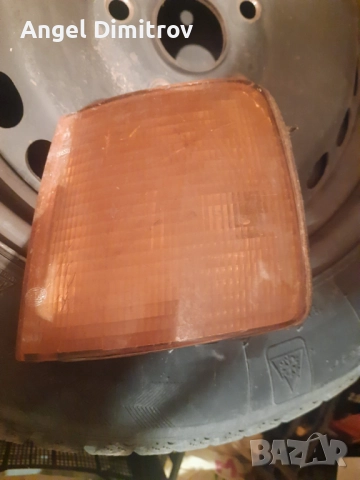 Продавам части за Пасат 2 .88-92 г ляв стоп и ляв мигач и мигач за калника, снимка 3 - Автомобили и джипове - 52066840