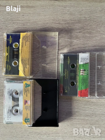 Три броя касети, снимка 2 - Аудио касети - 54090554