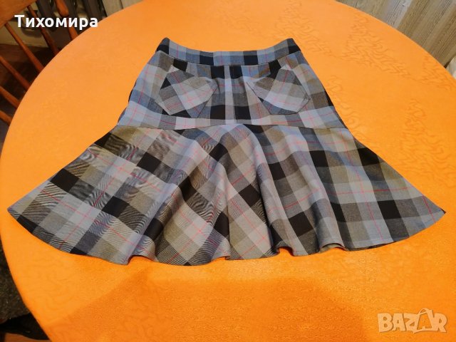 Карирана пола в сиво и черно