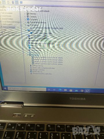 Toshiba , снимка 2 - Лаптопи за дома - 44224469